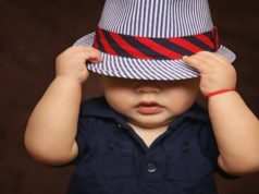 Keď celebritám chýba súdnosť: Aké bláznivé mená dali slávni svojim deťom? chlapec v klobuku